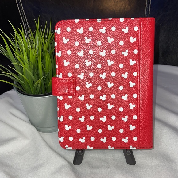 MINNIE MOUSE TABLET COVER - Picture 2 of 5
